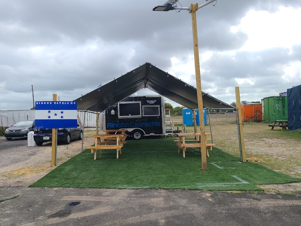 Rincón catracho | restaurant | 2255 U.S. Hwy 17-92 N, Haines City, FL 33844, USA | 6098668488 OR +1 609-866-8488