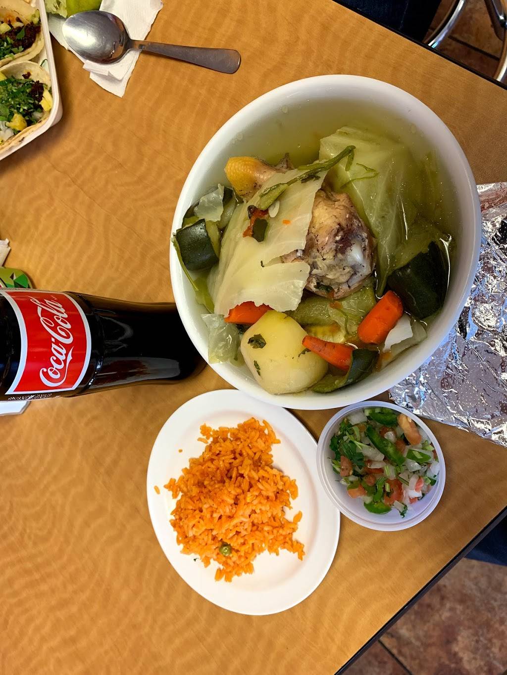 MENUDERIA Y TAQUERIA CHIHUA’S | bakery | 6185 E 72nd Ave, Commerce City, CO 80022, USA | 3032861980 OR +1 303-286-1980