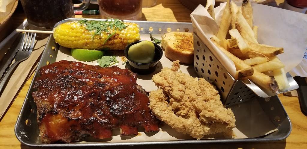 Chilis Grill & Bar | restaurant | 21769 State Rd 7, Boca Raton, FL 33428, USA | 5614513771 OR +1 561-451-3771