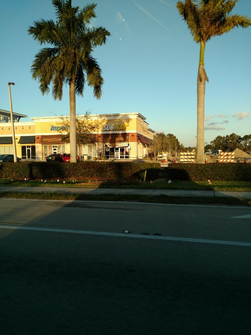 Subway | meal takeaway | 4761 S Cleveland Ave, Fort Myers, FL 33907, USA | 2396909925 OR +1 239-690-9925