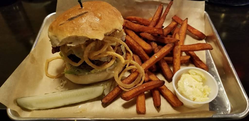 The Rock Kitchen And Bar | restaurant | 6261 Transit Rd, East Amherst, NY 14051, USA | 7166887625 OR +1 716-688-7625