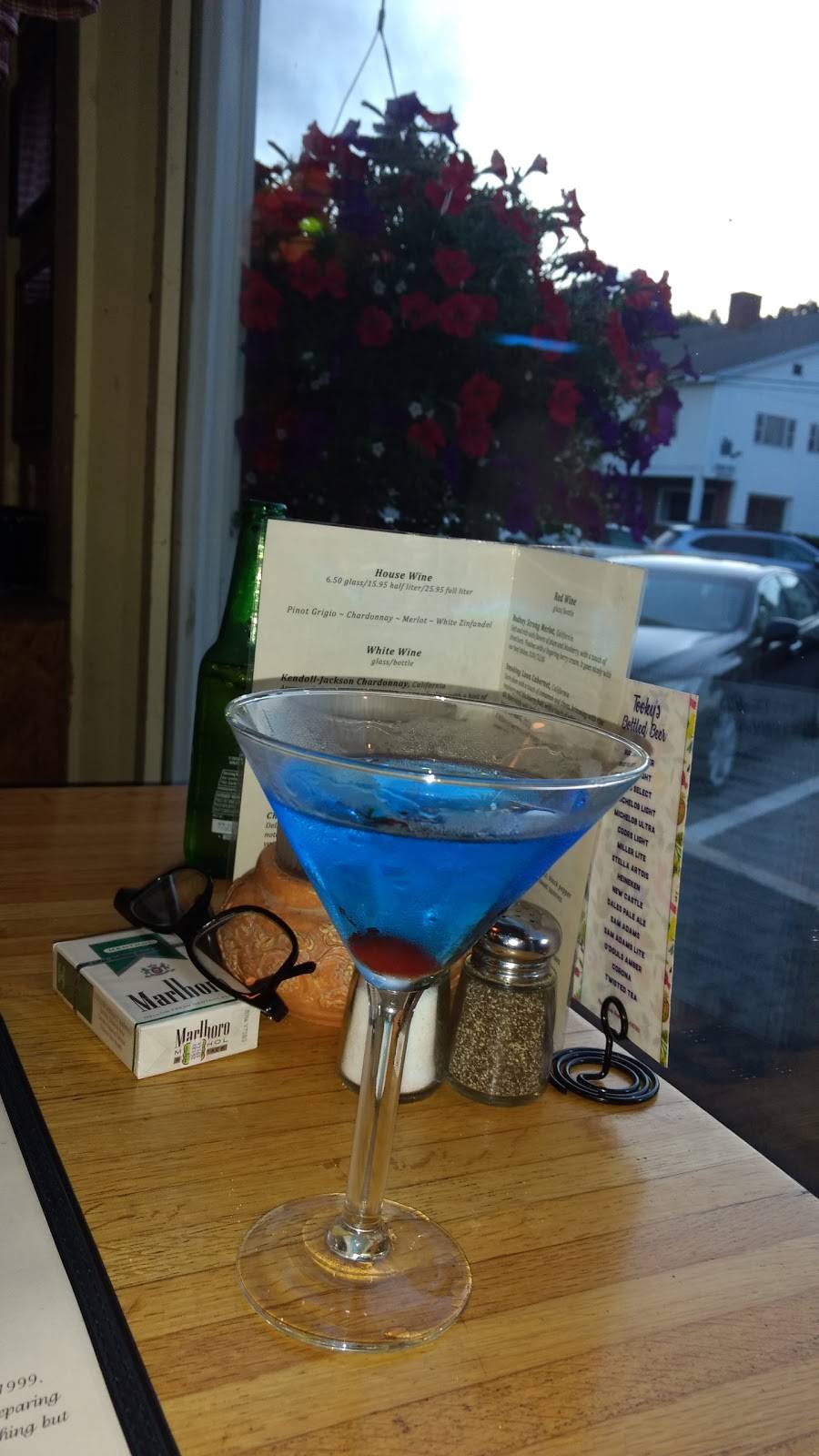 Tooky Mills Pub | restaurant | 9 Depot St, Hillsboro, NH 03244, USA | 6034646700 OR +1 603-464-6700