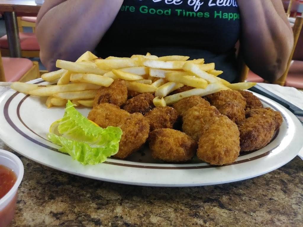 Steves Family Diner | restaurant | 2900 S Washington Ave, Titusville, FL 32780, USA | 3212683011 OR +1 321-268-3011