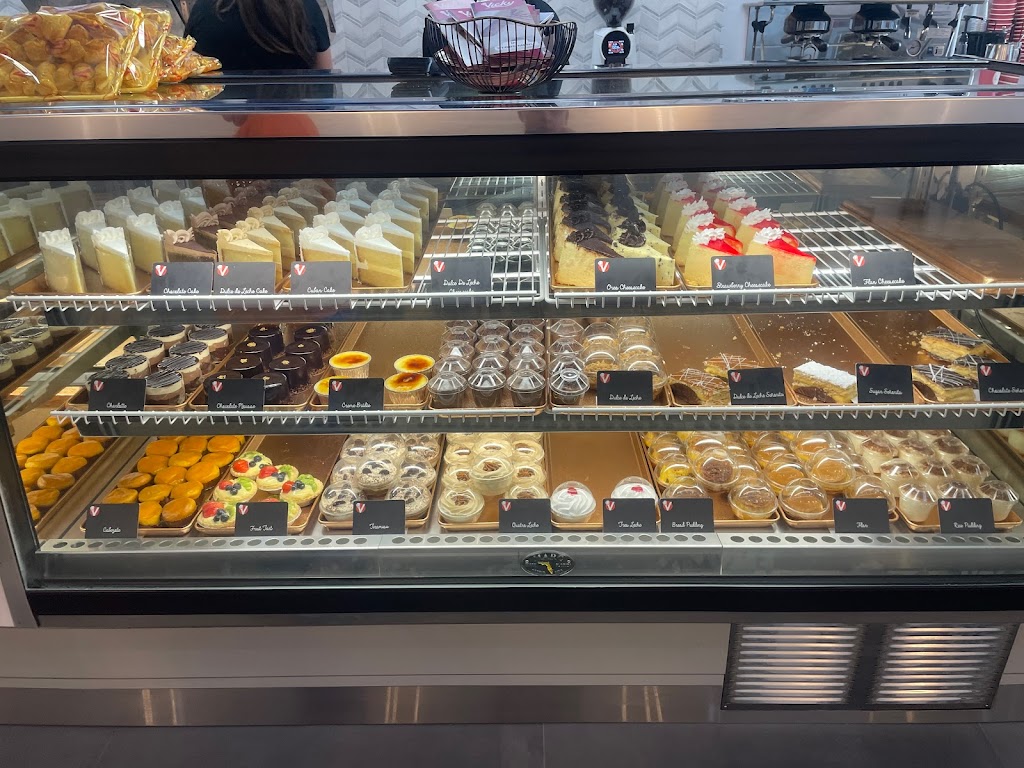 Vicky Bakery | cafe | 2889 S University Dr, Davie, FL 33328, USA | 9549905587 OR +1 954-990-5587