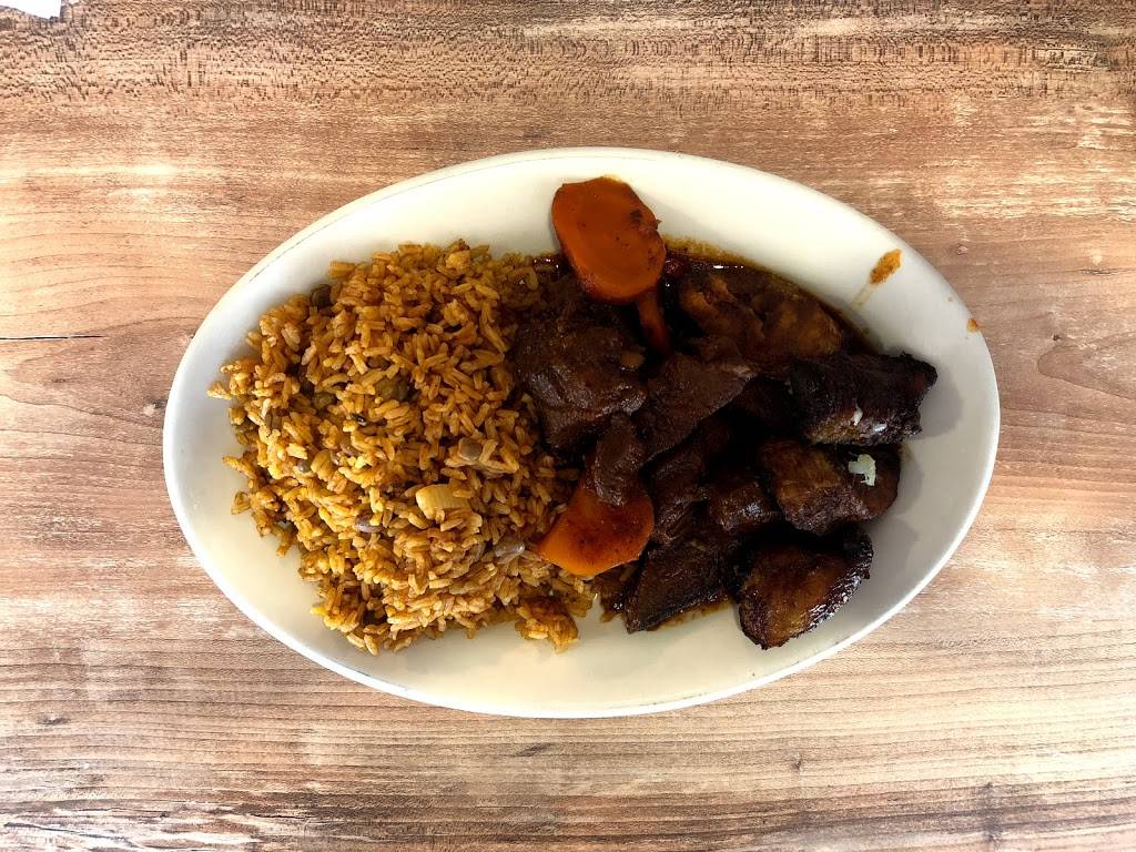 El Tipico Criollo | restaurant | 4721 Normandy Dr, Tampa, FL 33615, USA | 8137708458 OR +1 813-770-8458