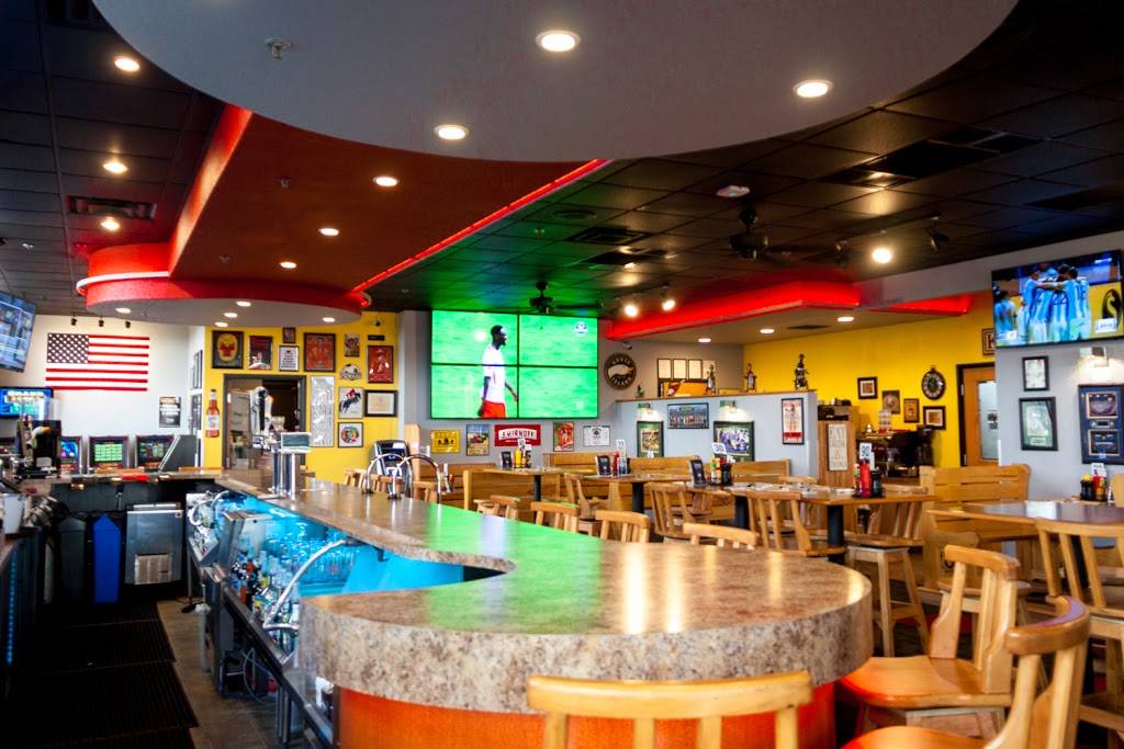 Ion Sports Pub & Grill | restaurant | 1102 E Paradise Dr, West Bend, WI 53095, USA | 2624291395 OR +1 262-429-1395