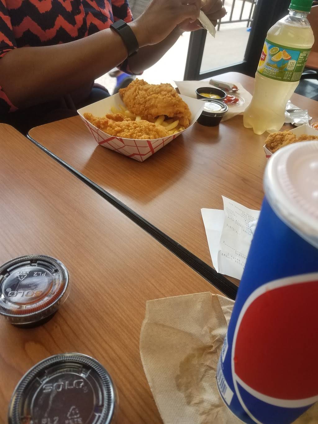 Chick-fil-A | restaurant | Campus Dining Service, 1717 Avenue J, Huntsville, TX 77340, USA | 9362941931 OR +1 936-294-1931