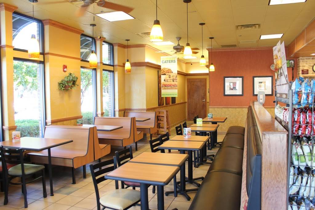 Subway | restaurant | 5412 Apex Peakway, Apex, NC 27502, USA | 9193627976 OR +1 919-362-7976
