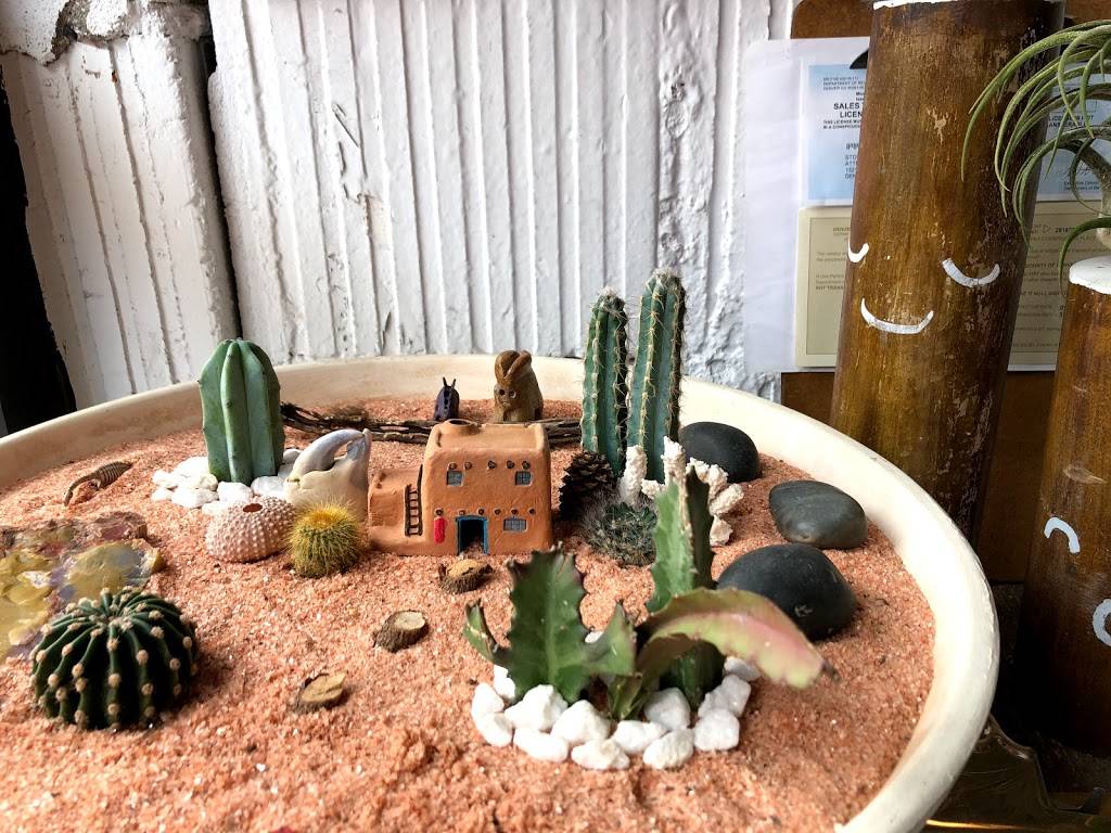 Stowaway Kitchen | restaurant | 2528 Walnut St #104, Denver, CO 80205, USA | 7205835481 OR +1 720-583-5481