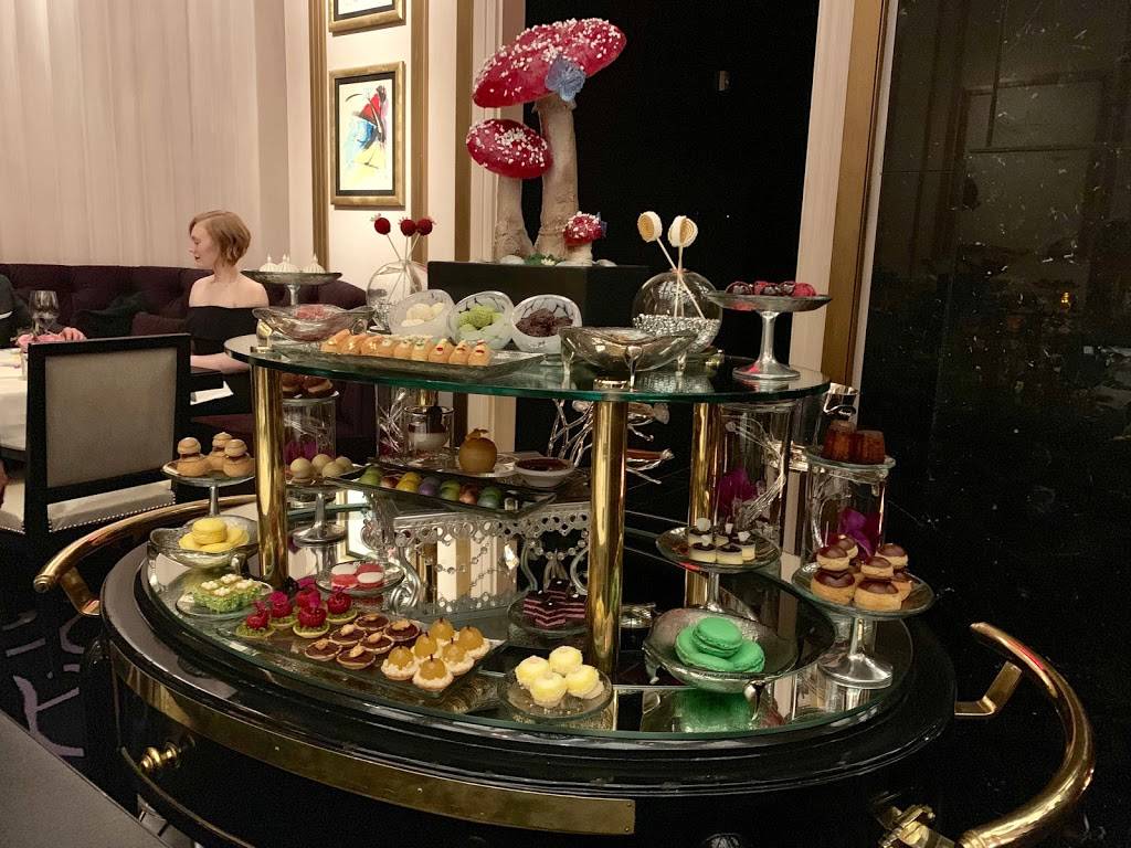 Joel Robuchon | restaurant | MGM Grand, 3799 S Las Vegas Blvd, Las Vegas, NV 89109, USA | 7028917925 OR +1 702-891-7925