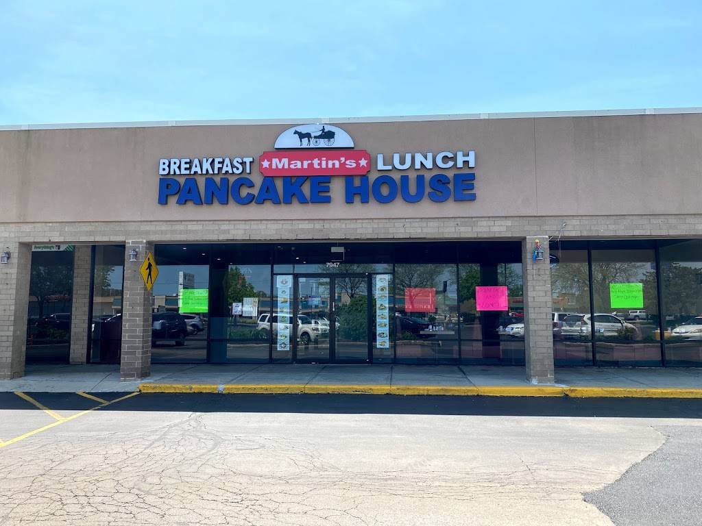 Martins Pancake House | restaurant | 7947 Golf Rd, Morton Grove, IL 60053, USA | 2244702842 OR +1 224-470-2842