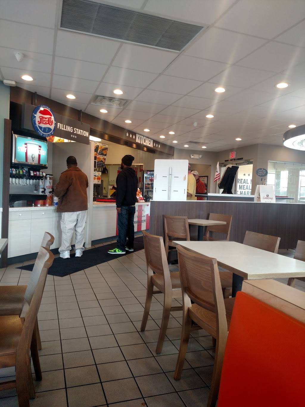 KFC | restaurant | 323 W Plaza Dr, Columbia City, IN 46725, USA | 2602447500 OR +1 260-244-7500