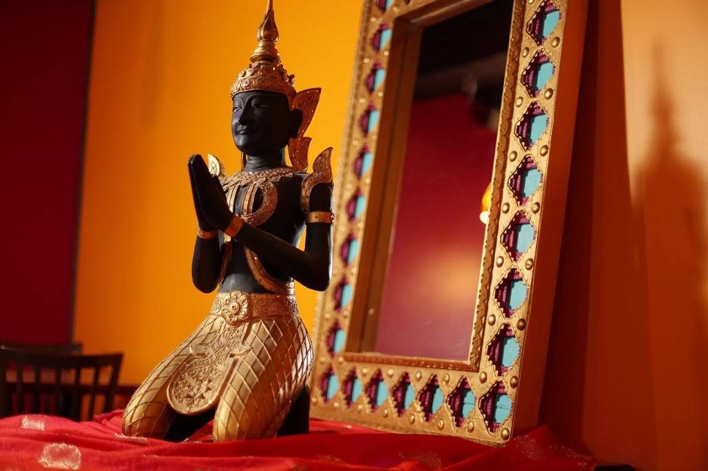 Restaurant Bollywood | restaurant | 5788 Grande Allée, Saint-Hubert, QC J3Y 2R6, Canada | 4502860488 OR +1 450-286-0488