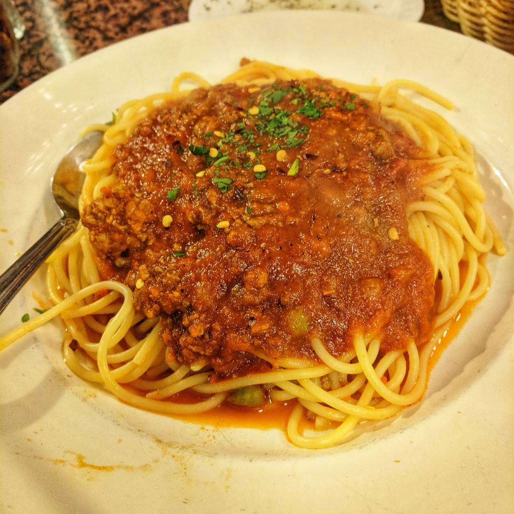 Ferdinandos Focacceria | restaurant | 151 Union St, Brooklyn, NY 11231, USA | 7188551545 OR +1 718-855-1545