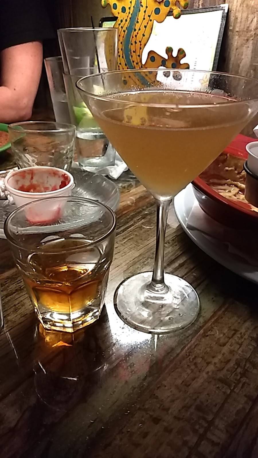 Rosalitas Tex-Mex Grill | restaurant | 5949 S Congress Ave, Atlantis, FL 33462, USA | 5619645747 OR +1 561-964-5747