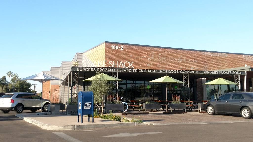 Shake Shack | restaurant | 100 E Camelback Rd, Phoenix, AZ 85012, USA | 6029033240 OR +1 602-903-3240