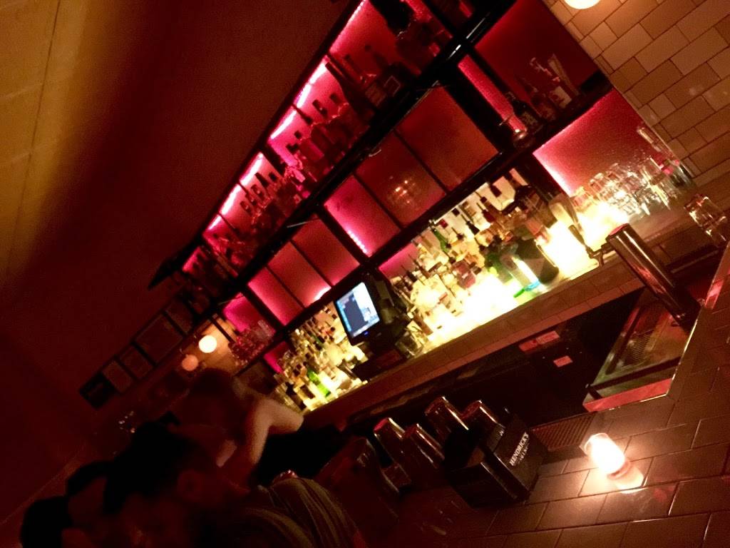 Chloe 81 | restaurant | 81 Ludlow St, New York, NY 10002, USA | 2126770067 OR +1 212-677-0067