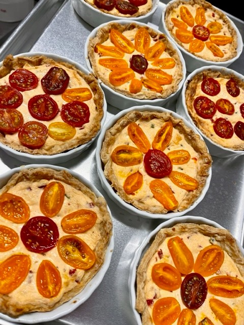 Willow Saloon | restaurant | 18273 Main St, Jamestown, CA 95327, USA | 2099849263 OR +1 209-984-9263