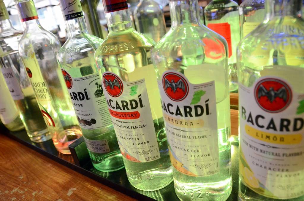 Gold Room Bar & Grill | night club | 249 N Main St, Galena, IL 61036, USA | 8158585973 OR +1 815-858-5973