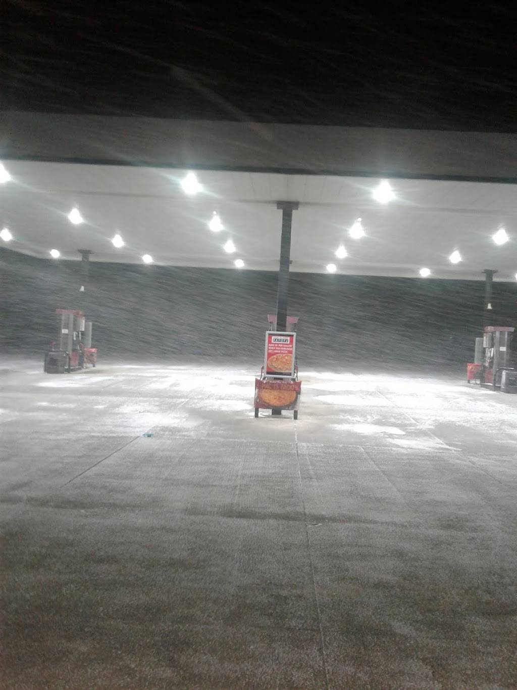 Caseys |  | 506 S Wood St, Maroa, IL 61756, USA | 2177945261 OR +1 217-794-5261