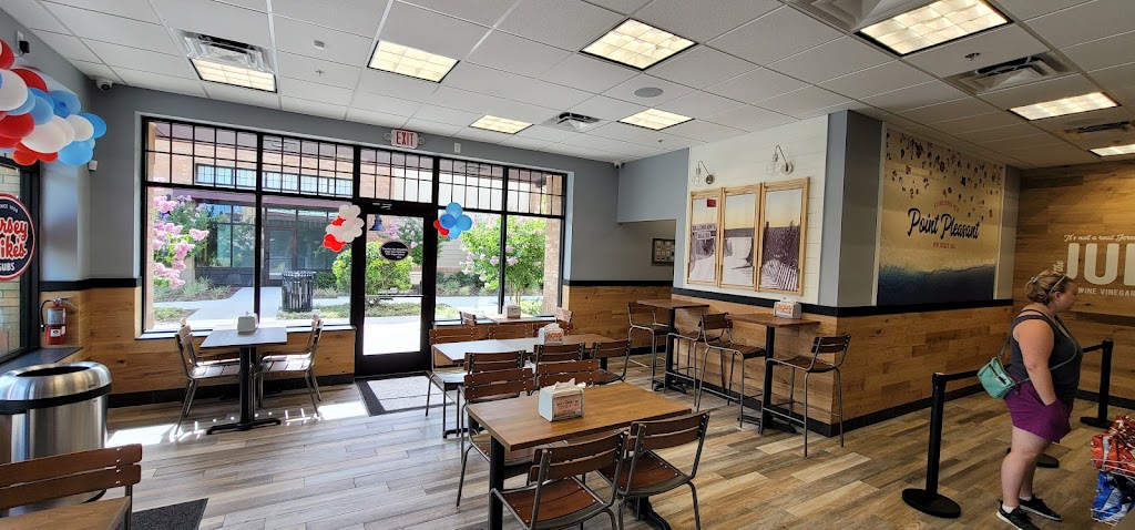 Jersey Mikes Subs | meal takeaway | 3050 W Kelly Park Rd #101, Apopka, FL 32712, USA | 4078143928 OR +1 407-814-3928