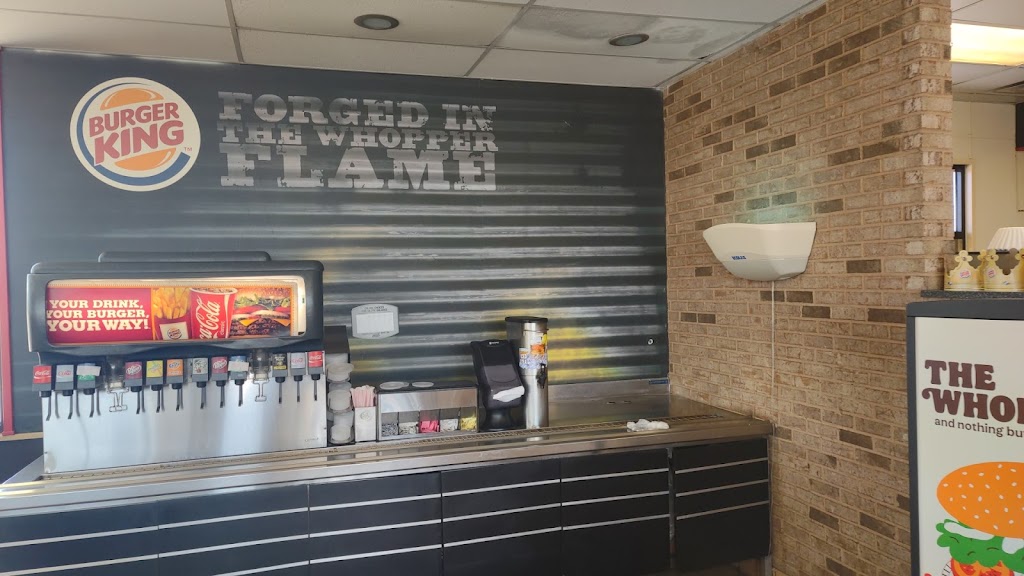 Burger King | restaurant | 710 W Broadway Ave, Bloomfield, NM 87413, USA | 5056329506 OR +1 505-632-9506