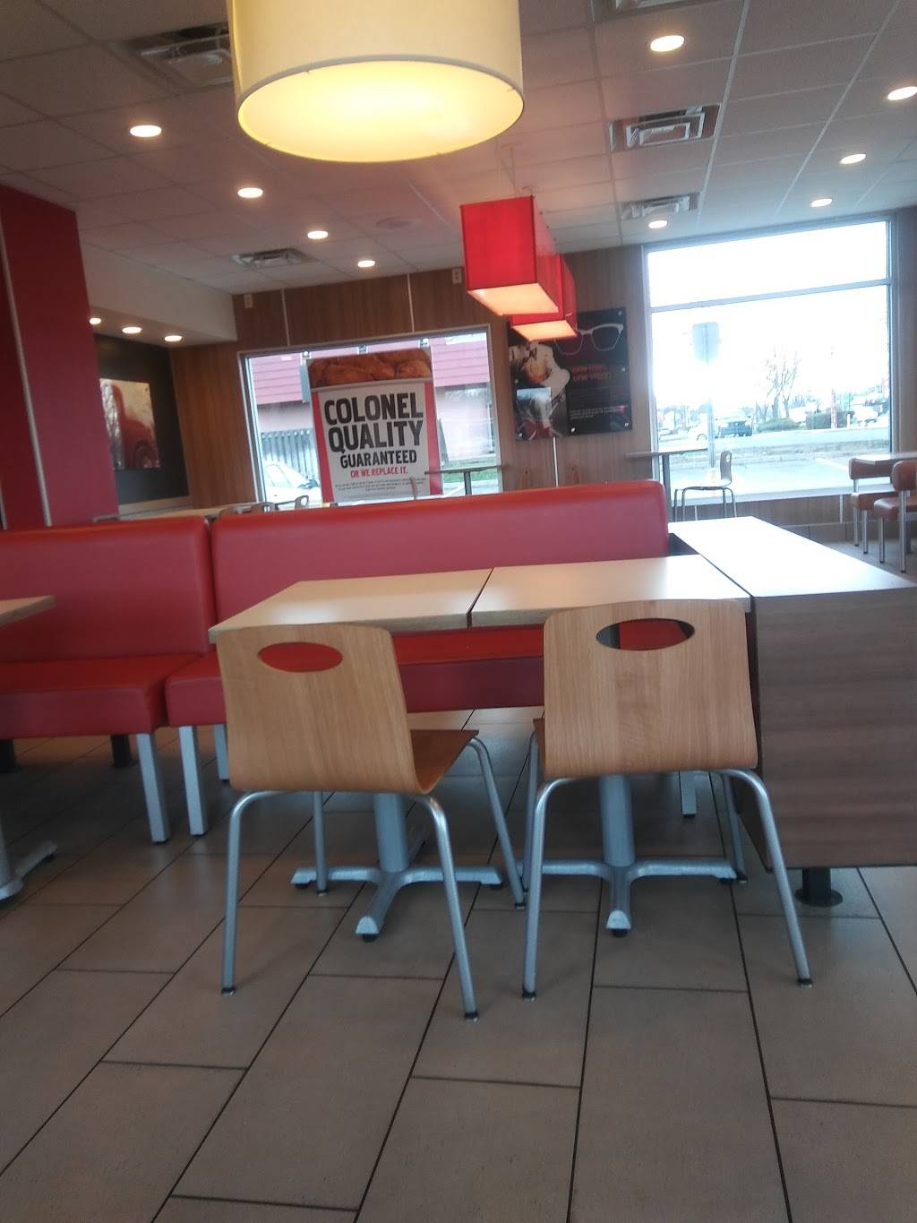 KFC | restaurant | 2515 E 38th St, Indianapolis, IN 46218, USA | 3175452860 OR +1 317-545-2860