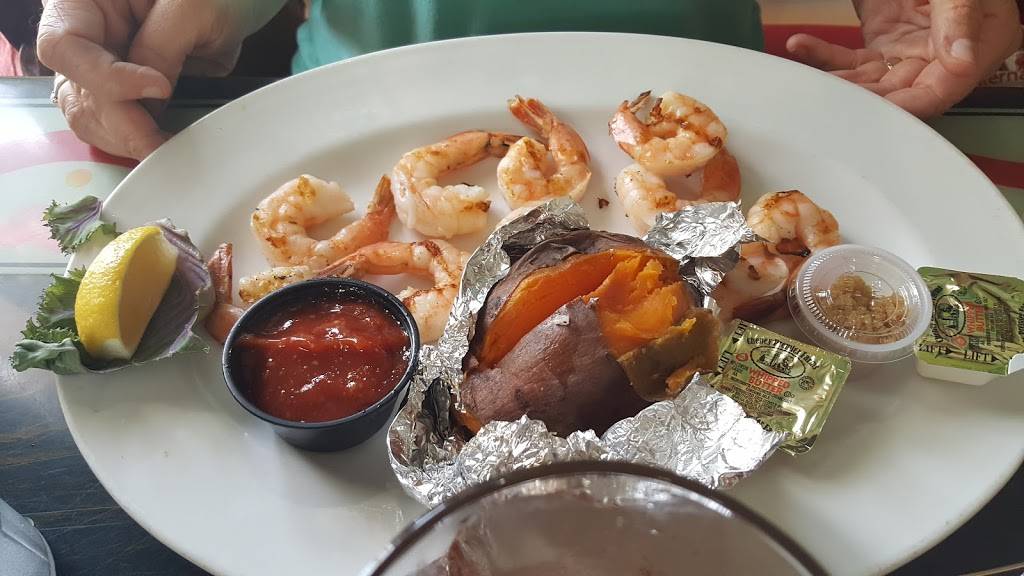 Sanibel Fish House | restaurant | 1523 Periwinkle Way, Sanibel, FL 33957, USA | 2394727770 OR +1 239-472-7770