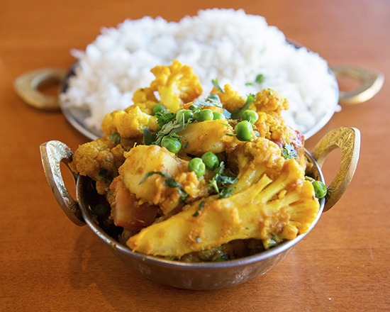 Asha Indian Restaurant | restaurant | 18608 1/2 Ventura Blvd, Tarzana, CA 91356, USA | 8185786331 OR +1 818-578-6331