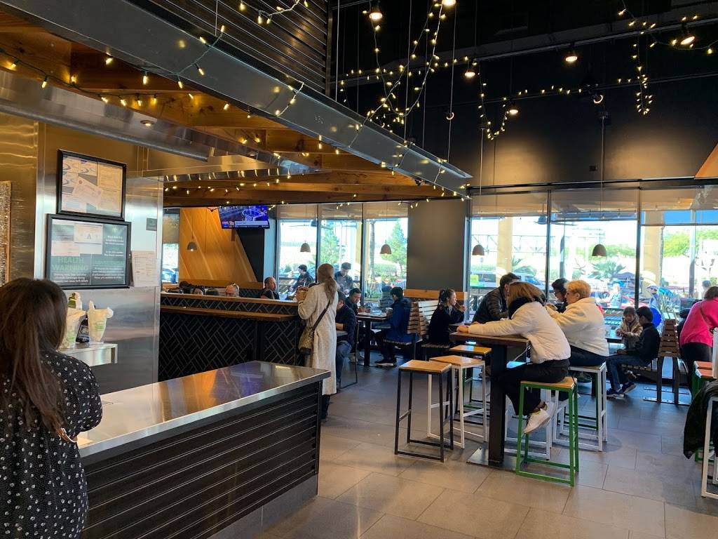 Chipotle Mexican Grill | restaurant | 875 S Grand Central Pkwy #1660, Las Vegas, NV 89106, USA | 7023840107 OR +1 702-384-0107