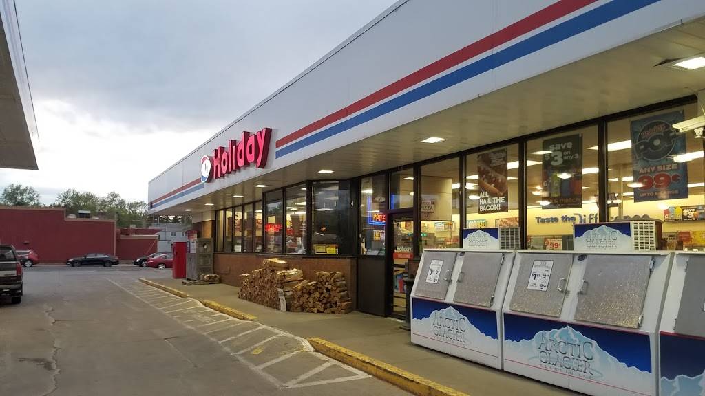 Holiday Stationstores | cafe | 121 Main St, Somerset, WI 54025, USA | 7152473863 OR +1 715-247-3863