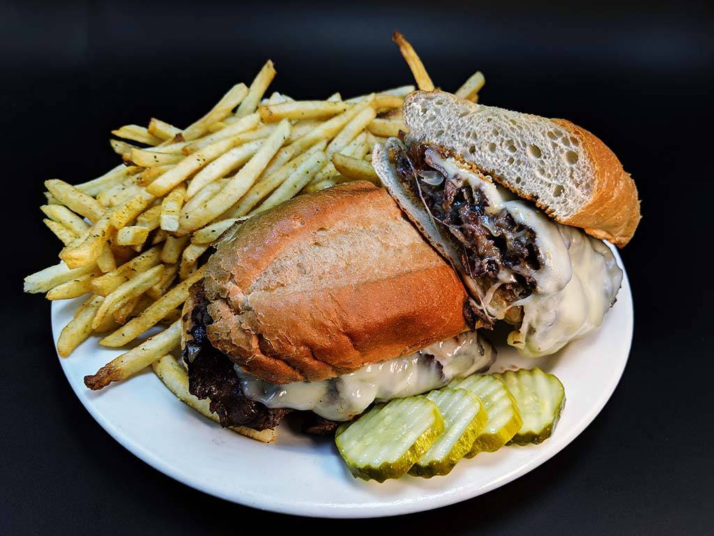 Smoke Pit Grill | restaurant | 9074 Staples Mill Rd, Henrico, VA 23228, USA | 8049771200 OR +1 804-977-1200