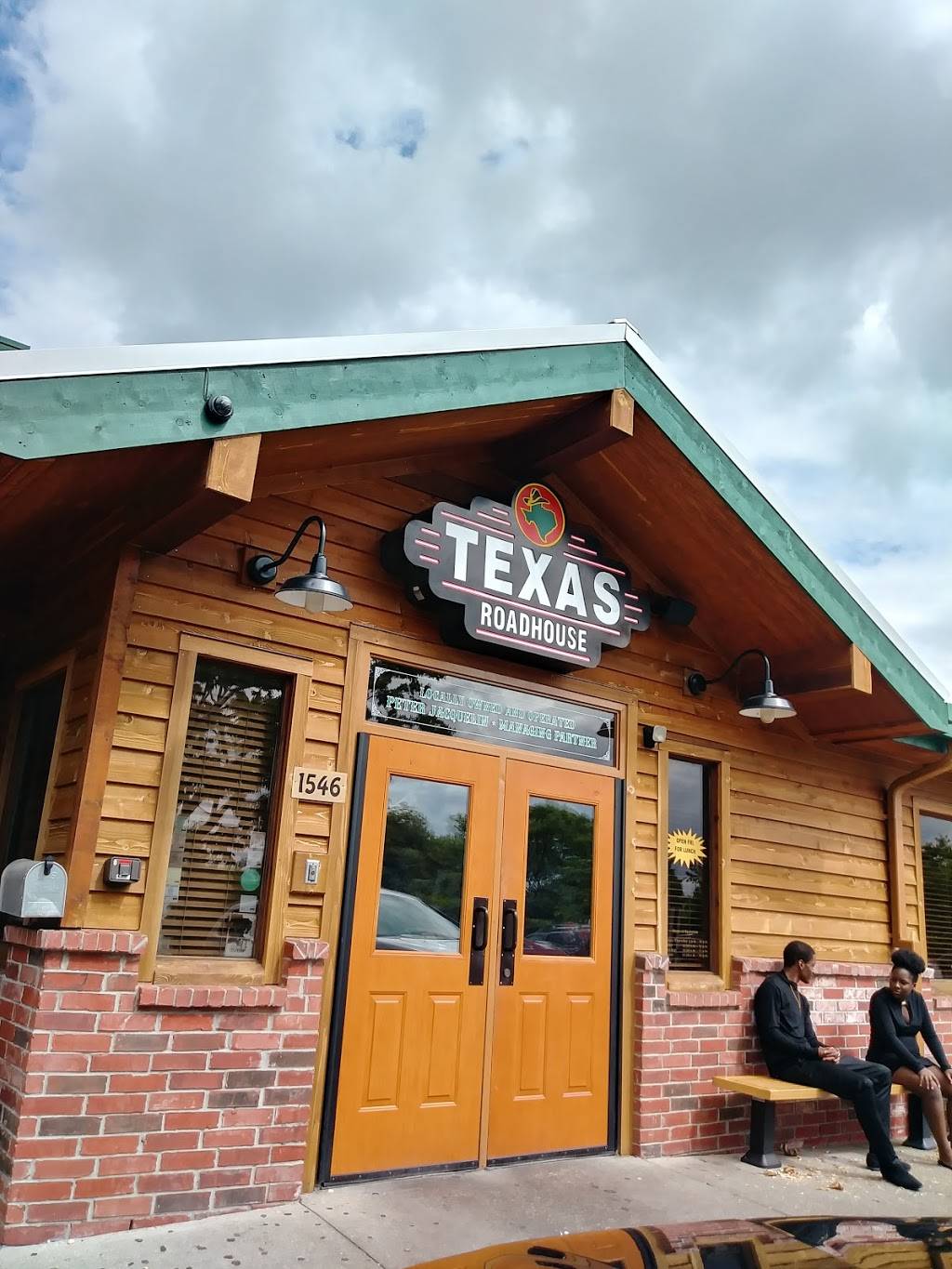 Texas Roadhouse | restaurant | 1546 Sams Cir, Chesapeake, VA 23320, USA | 7573827427 OR +1 757-382-7427