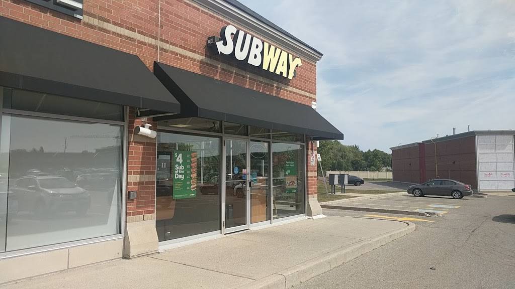 Subway | meal takeaway | Ridge Shopping Centre, 2423 Trafalgar Rd Unit A14, Oakville, ON L6H 6K7, Canada | 9052577827 OR +1 905-257-7827