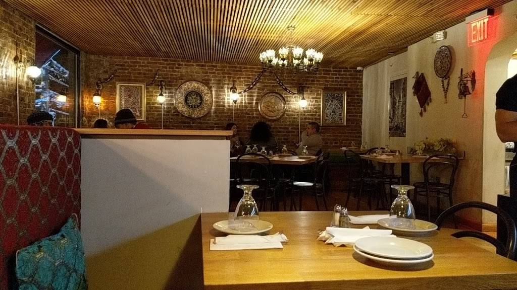 Efes Mediterranean Grill | restaurant | 32 Easton Ave, New Brunswick, NJ 08901, USA | 7322494100 OR +1 732-249-4100