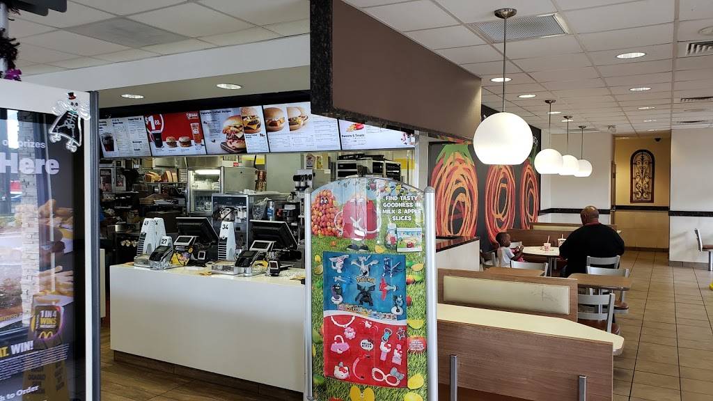 McDonalds | cafe | 3223 SE Maricamp Rd, Ocala, FL 34471, USA | 3526945522 OR +1 352-694-5522