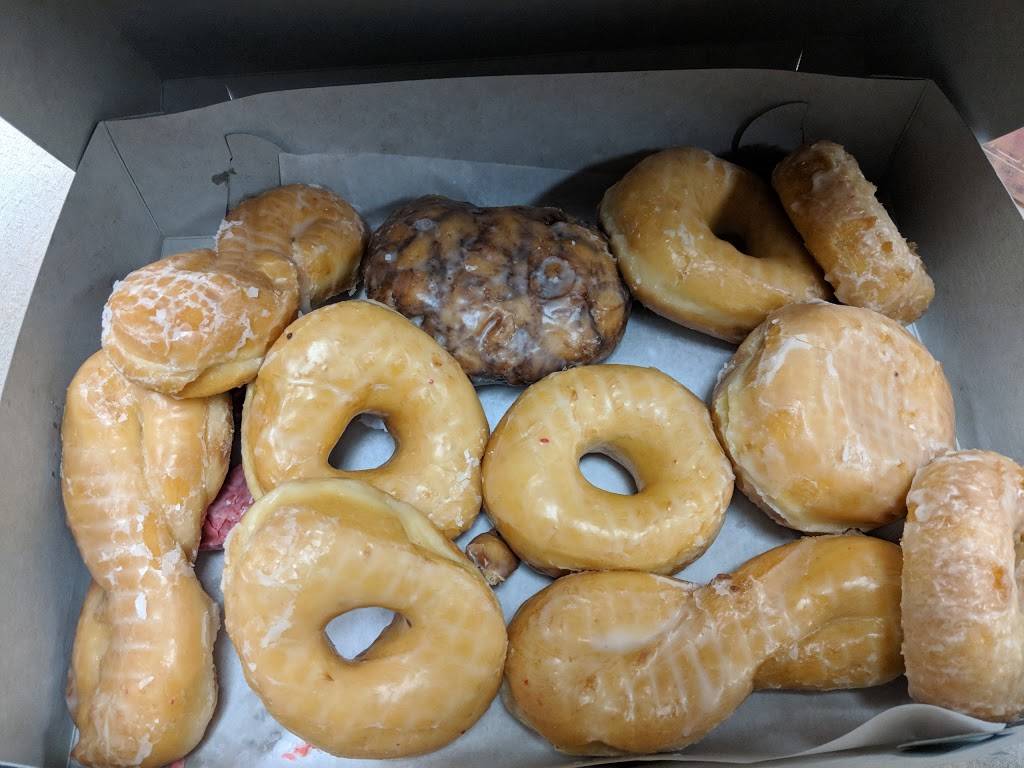 Pharaohs Donuts | bakery | 200 N 7th St, St. Louis, MO 63102, USA | 3143510285 OR +1 314-351-0285