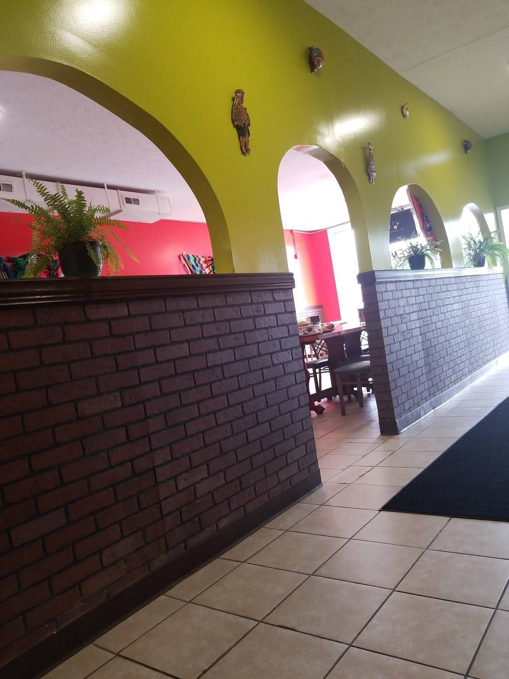 El Rey Internacional Restaurant | restaurant | 3107 Lafayette Rd, Indianapolis, IN 46222, USA | 3174385054 OR +1 317-438-5054