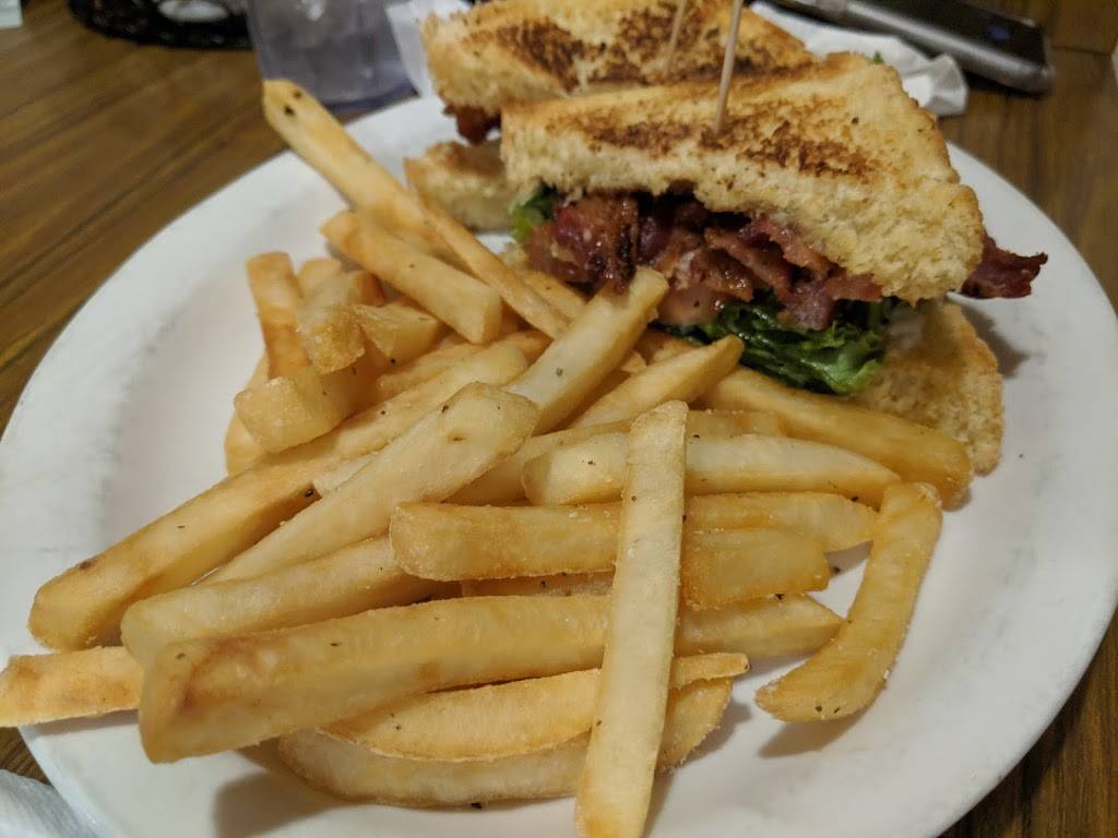 Family Tree Café | restaurant | 1/2, 129 S Bridge St, Dewitt, MI 48820, USA | 5176242280 OR +1 517-624-2280