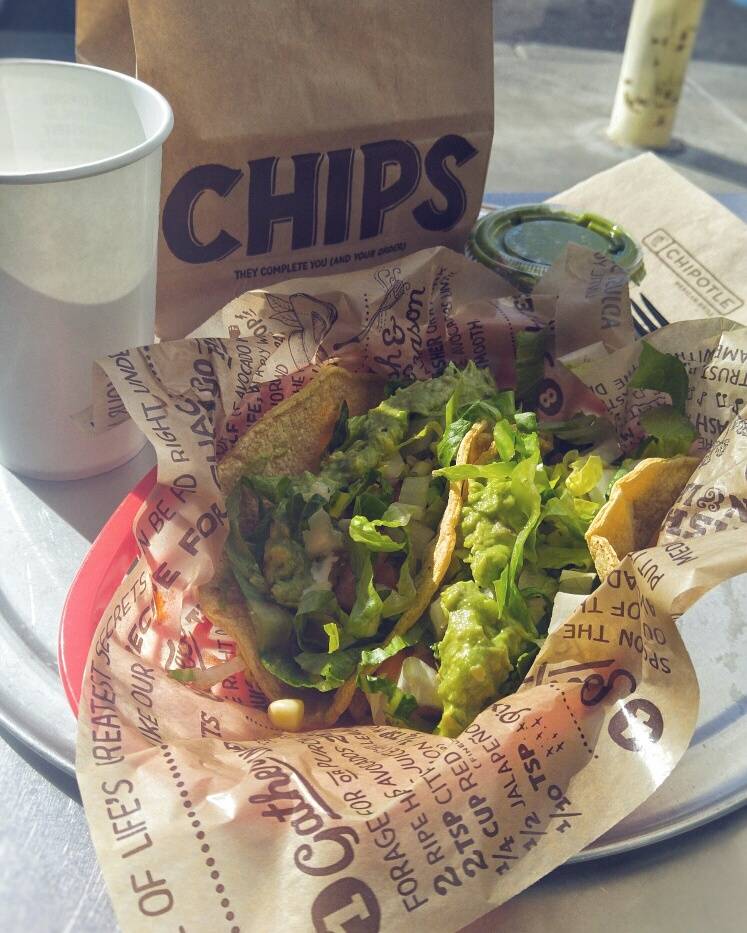 Chipotle Mexican Grill | restaurant | 8460 Edgewater Dr Ste C, Oakland, CA 94621, USA | 5106868000 OR +1 510-686-8000