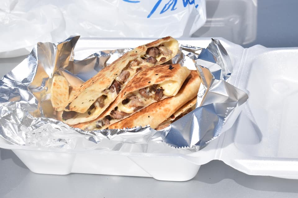 Ponchitos Mexican Food Truck | restaurant | 3045 English Ave, Indianapolis, IN 46201, USA | 4793728447 OR +1 479-372-8447