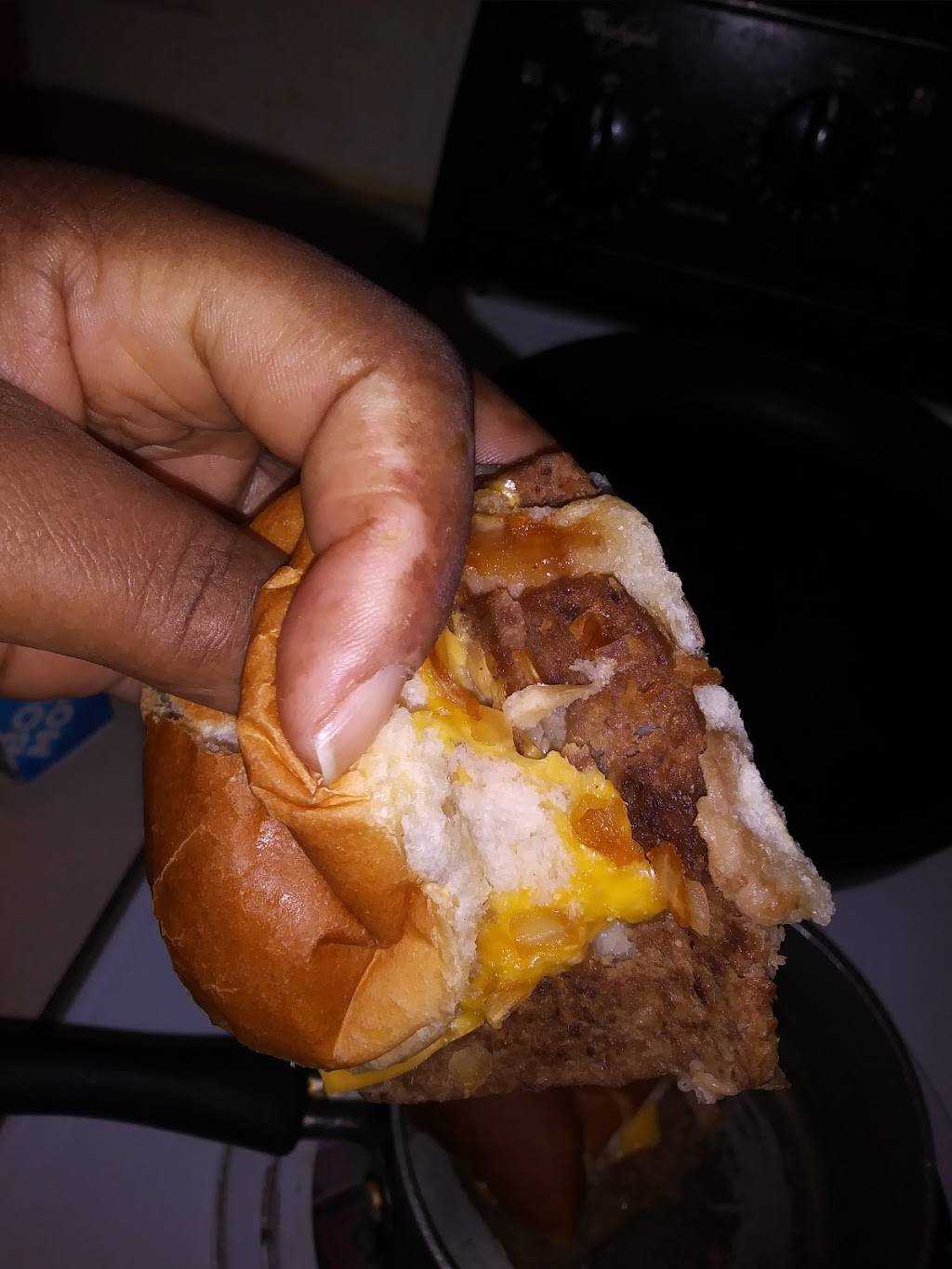 White Castle | restaurant | 10099 E Washington St, Indianapolis, IN 46229, USA | 3178971247 OR +1 317-897-1247