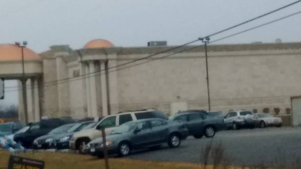 Atlantis Gentlemens Club | night club | 1897 E Lincoln Hwy, Ford Heights, IL 60411, USA | 7087530363 OR +1 708-753-0363