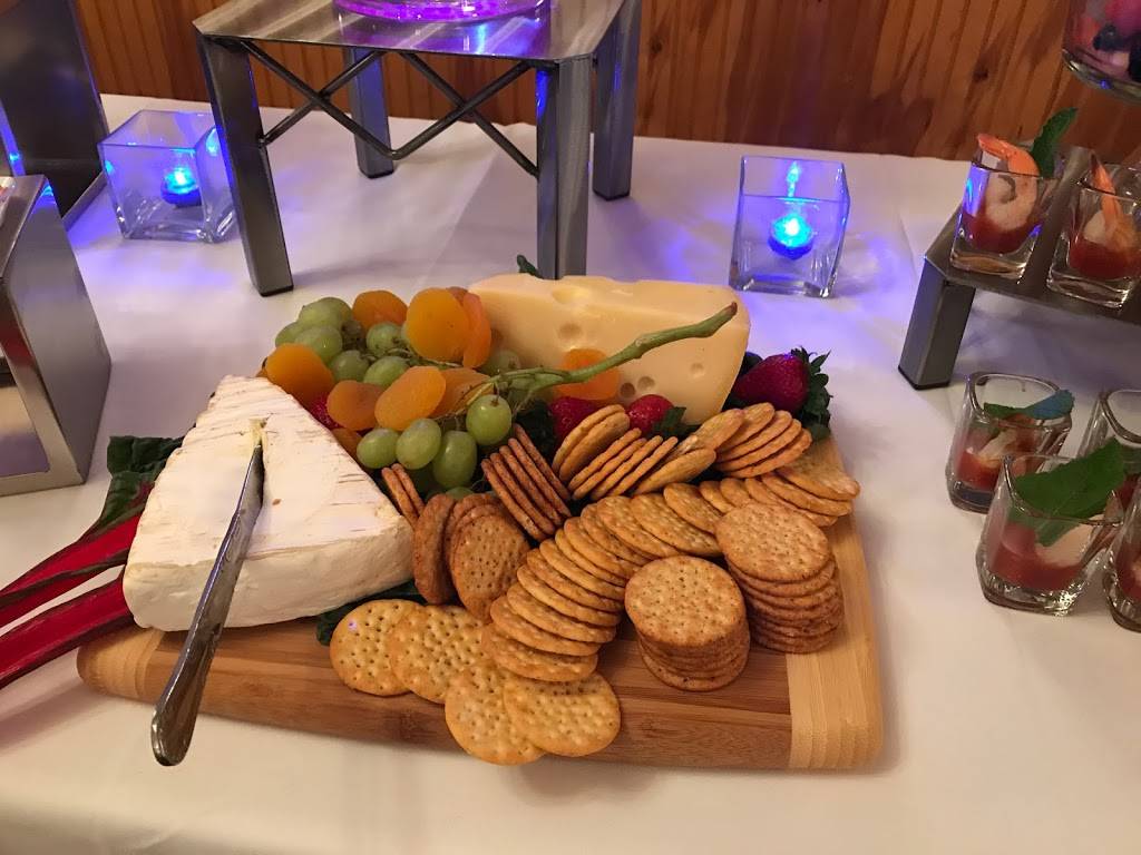 Lantillaise Caterers and Restaurant | restaurant | 20 New Hyde Park Rd, Franklin Square, NY 11010, USA | 5162165444 OR +1 516-216-5444