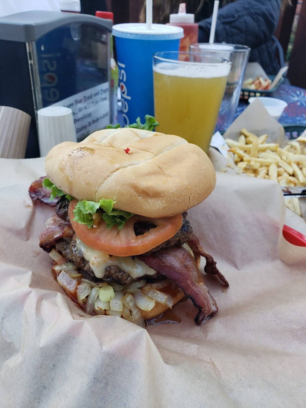 Andys Mountain Grill | meal takeaway | 24542 CA-108, Mi-Wuk Village, CA 95346, USA | 2095861242 OR +1 209-586-1242