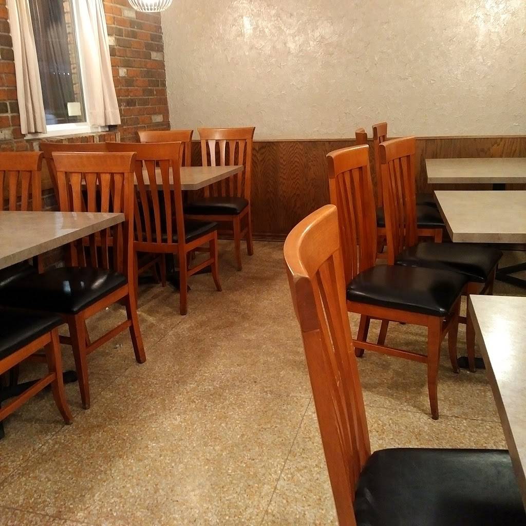 Franks Pizzeria | restaurant | 4854 Bridge St, Niagara Falls, ON L2E 2R9, Canada | 9053566905 OR +1 905-356-6905