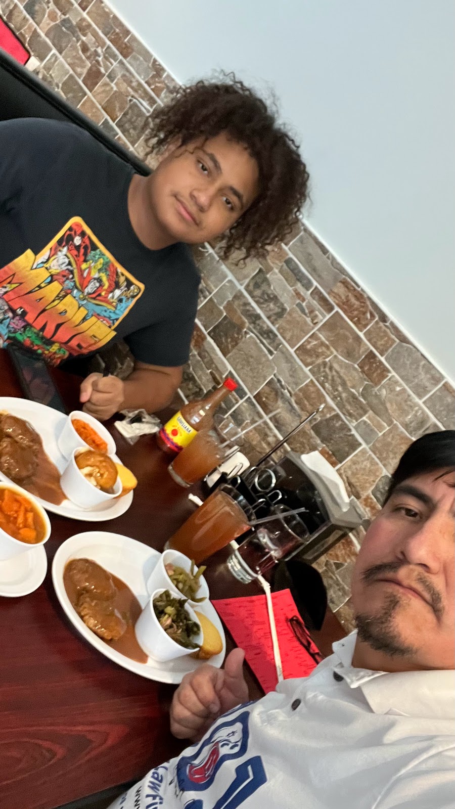 Krissys Soul Food | restaurant | 774 Poplar Ave, Memphis, TN 38105, USA | 9017296345 OR +1 901-729-6345