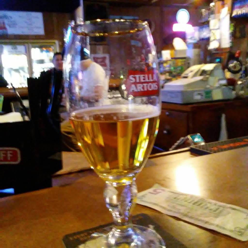 Eatons Redwood Inn | restaurant | 118 W Chicago St, Elgin, IL 60123, USA | 8477429032 OR +1 847-742-9032