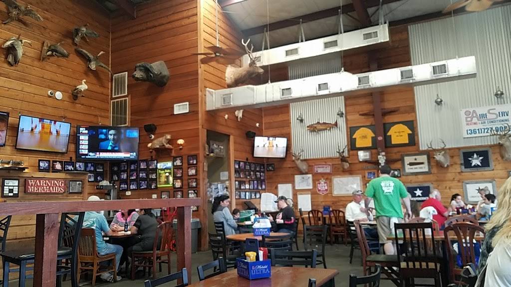 Poor Mans Country Club | restaurant | 1009 Business Hwy 35 N, Rockport, TX 78382, USA | 3617297667 OR +1 361-729-7667