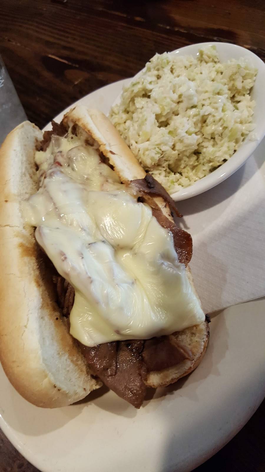 The Bell Tree Tavern | restaurant | 155 NE Broad St, Southern Pines, NC 28387, USA | 9106924766 OR +1 910-692-4766